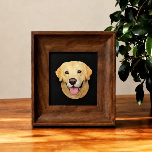 Round custom pet magnet made of plaster – perfect fridge decoration with your pet’s portrait
